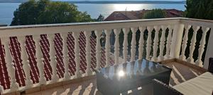 Superior, 3 rooms and 2 bathrooms Vorgesetzter Apartments Maria Sea View, 100-150m to beach