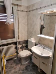 Ampia camera con balcone privato