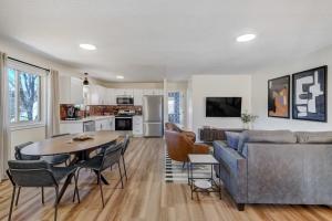 Rockies Royale Modern & Bright Outdoors Fun