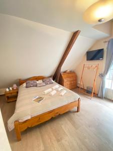 Hotels Logis Hotel Restaurant Auberge du Bougnat : photos des chambres