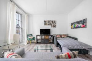 One Bed Apartment in Camden