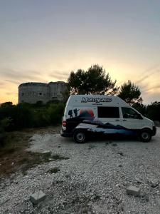 MonteNomad Campervan