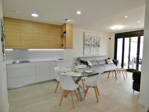 London Beach Benidorm