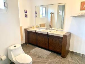 Casa de las Olas Surf & Beach Club