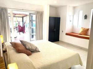 Casa de las Olas Surf & Beach Club