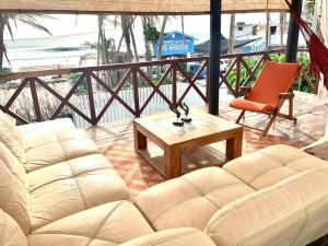 Casa de las Olas Surf & Beach Club