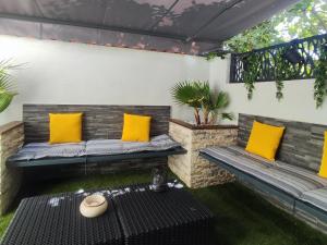 R luxury piscine et spa privatifs