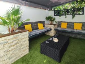 R luxury piscine et spa privatifs