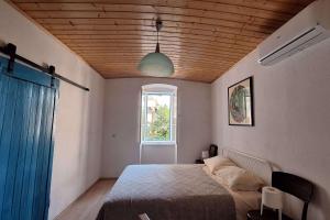 Apartments by the sea Krk - 23494