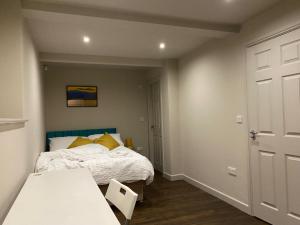 Stunning King Suite Apartment in the heart of Leeds City Center