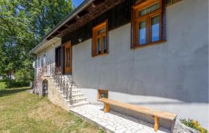 4 Bedroom Nice Home In Begovo Razdolje