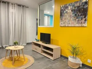 L'Oasis Ensoleillée - Jardin-Terrasse- 5 min plage - Montjoly