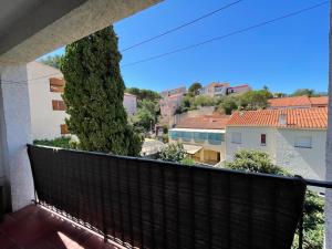 Banyuls-sur-Mer : Appart pour 4, Clim, Balcon Central - FR-1-309-228