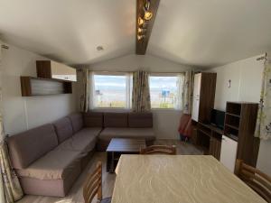 Mobile Home Excellente Situation, Proche Plage et Centre-ville, Idéal pour 4 Personnes - FR-1-709-56