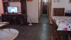 Casa em poucos passos da praia de Jaconé