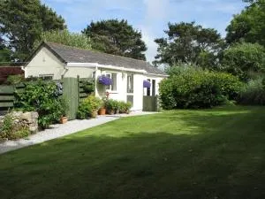 Garden Cottage - Porthcurno