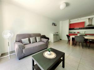 Canet-en-Roussillon: T3 moderne, RDC, 4 pers, piscine, garage, proche mer - FR-1-794-156