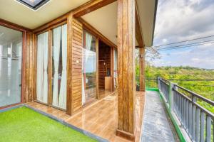 Phòng Giường Đôi Có Ban Công (Double Room with Balcony)