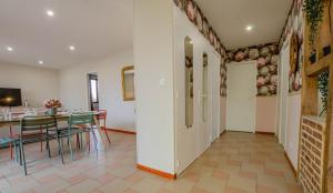 Maisons de vacances La petite maison dans lusigny : photos des chambres