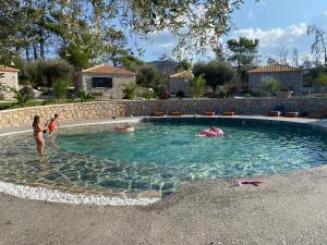 AGROTOPIA Guesthouses