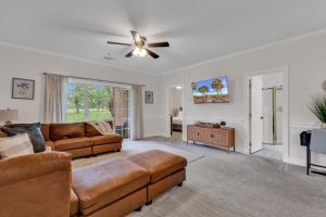 Elegant 3BR Condo - Magnolia North 101