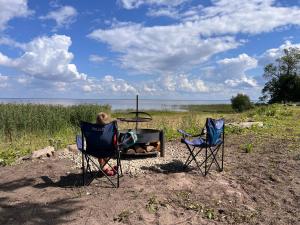 Suure-Kuuse kämpingud otse järve kaldal