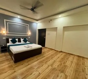 The krishna palace - Karhal