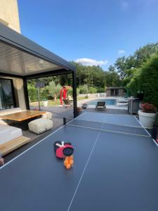 Villa avec piscine 35 min de Paris