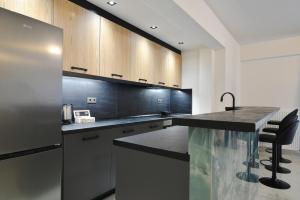 Anemos Luxury Apartments