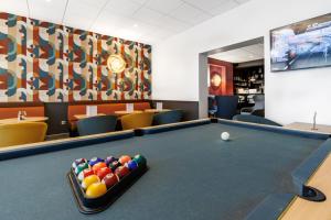Hotels The Originals Boutique, Hotel Le Pariou, Issoire : photos des chambres