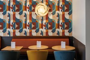 Hotels The Originals Boutique, Hotel Le Pariou, Issoire : photos des chambres