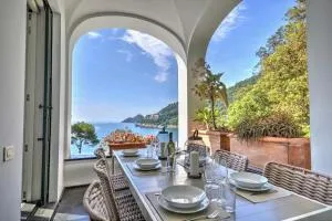 Villa Glicine - Luxury Apartment - Paraggi