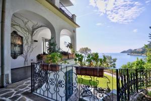 Villa Glicine - Luxury Apartment