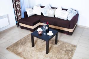 Apartament IKAR z własnym ogródkiem, bardzo blisko morza