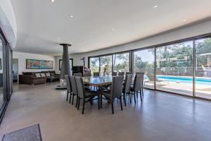 Superbe et spacieuse propriété avec piscine et spa