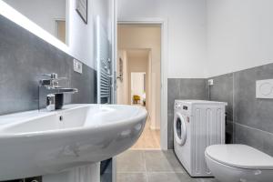 Carbonara Palace 2 - Luxury Comfort under Medieval Towers