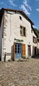 Chateau-une - a Beautiful historic medieval holiday rental. - 孔佛朗