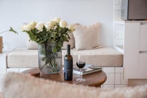 Seaside 9 l Stylish Aparthotel in Three Anchor Bay