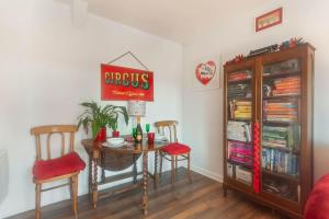 Alnwick Book Nook - dog friendly