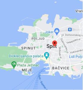 Dvosobni apartman u blizini centra grada