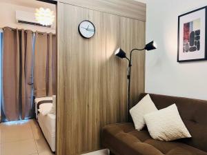 1BR Condotel with Balcony at FAME Residences #FM20