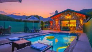 Luxury Stone House with indoor - outdoor pools, turkish bath and sauna in FETHIYE - İncirköy
