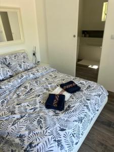 Sejours chez l'habitant Petit Havre de Paix avec Jacuzzi Luxe & Jardin Privatif Zen : photos des chambres