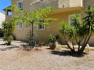 Rez de chaussez de villa 4 personnes mer