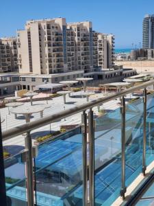 شاليه الداون تاون خلف ابراج العلمين sea view