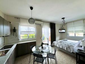 Sun Sight - Deluxe Family Apartments