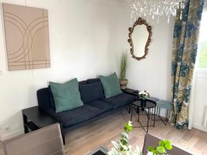 Appartements Tres joli appartement mignon confortable a Paris Villeneuve-la-Garenne : photos des chambres