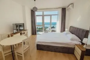 ROION Batumi Sea Pool Oasis C1704 - Minda