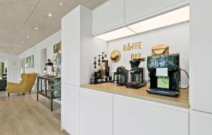 Cozy Home In Ebeltoft With Sauna