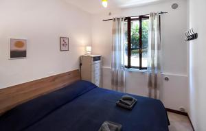 1 Bedroom Lovely Apartment In Bardolino